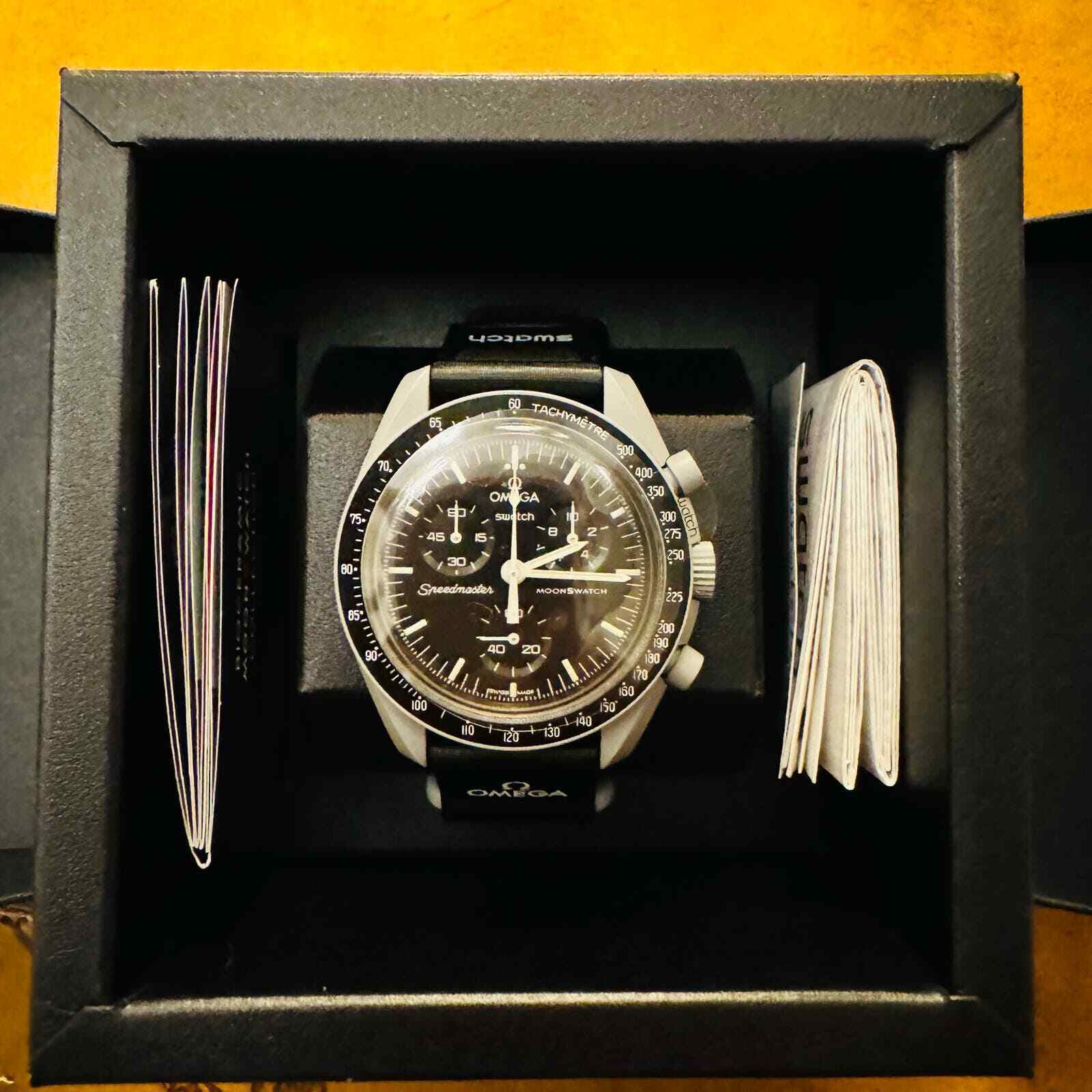 أوميغا x سواتش مون ميشن تو ذا مون